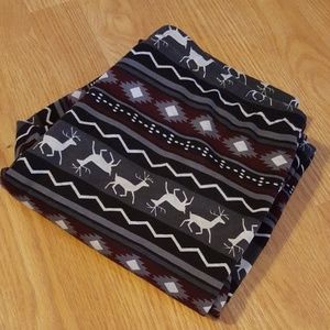 Patterned fleece lined leggings